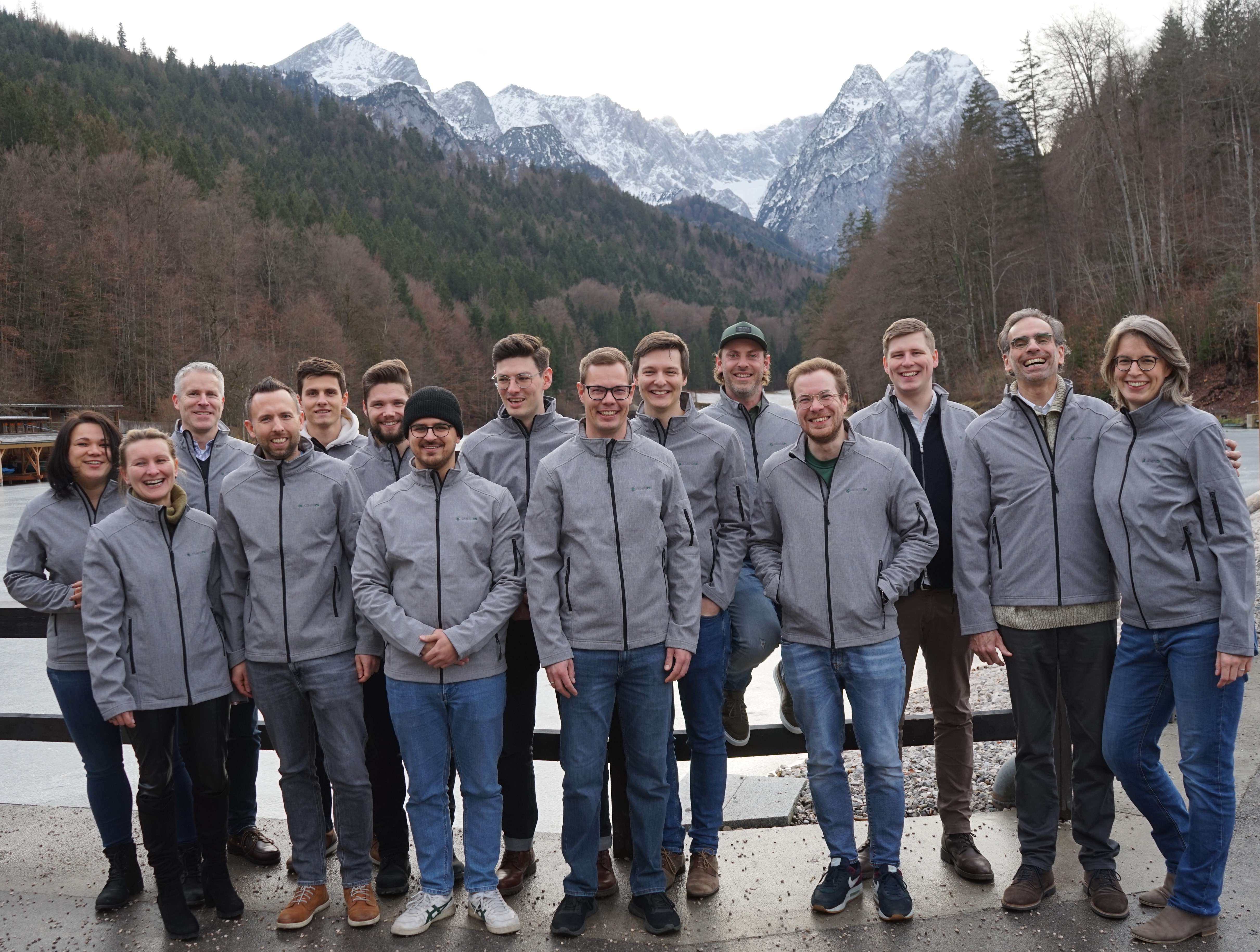 Complion-Team vor dem Riessersee